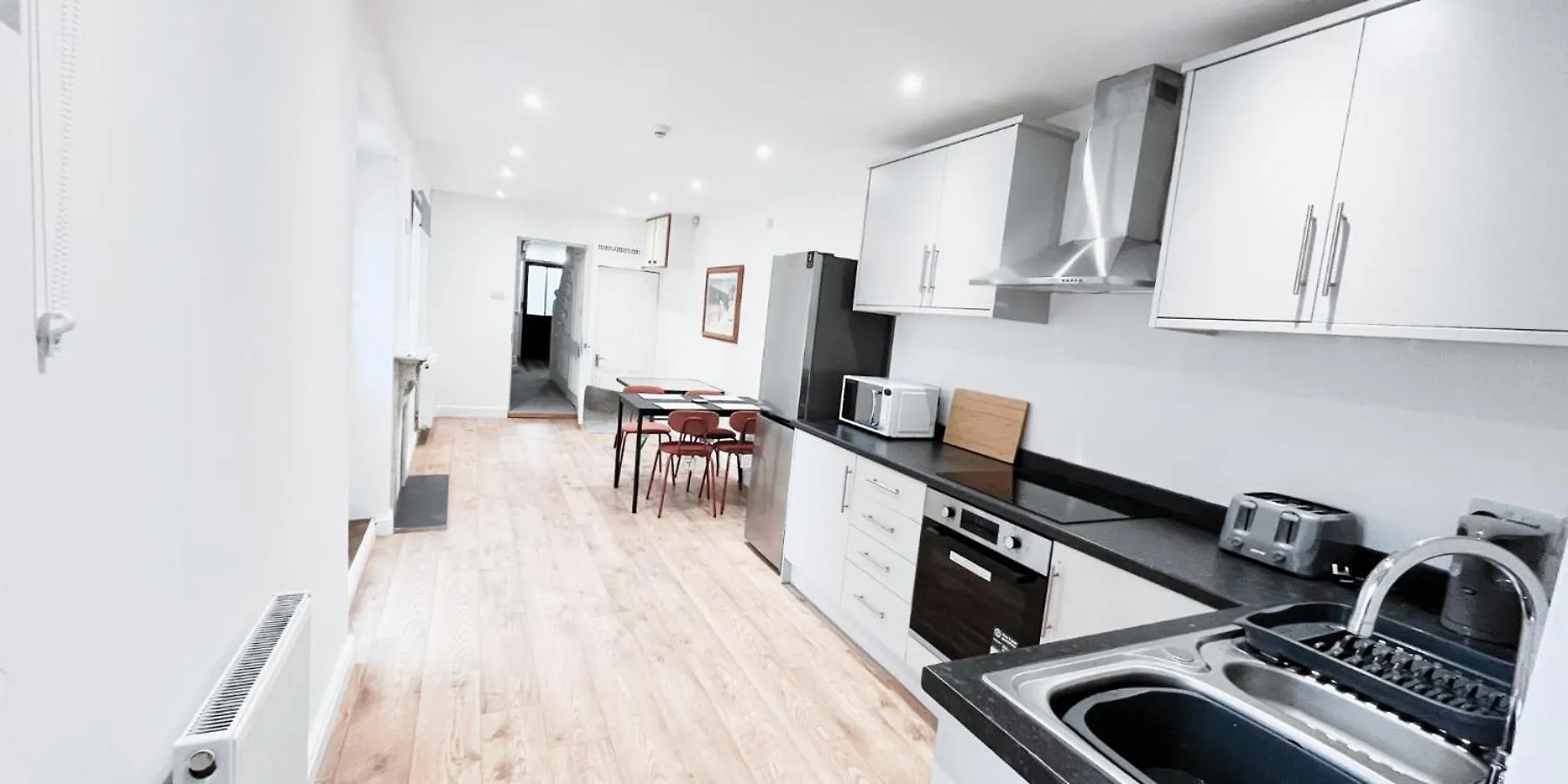 Spacious Room In Modern House Near Nottingham 0*,  Verenigd Koninkrijk
