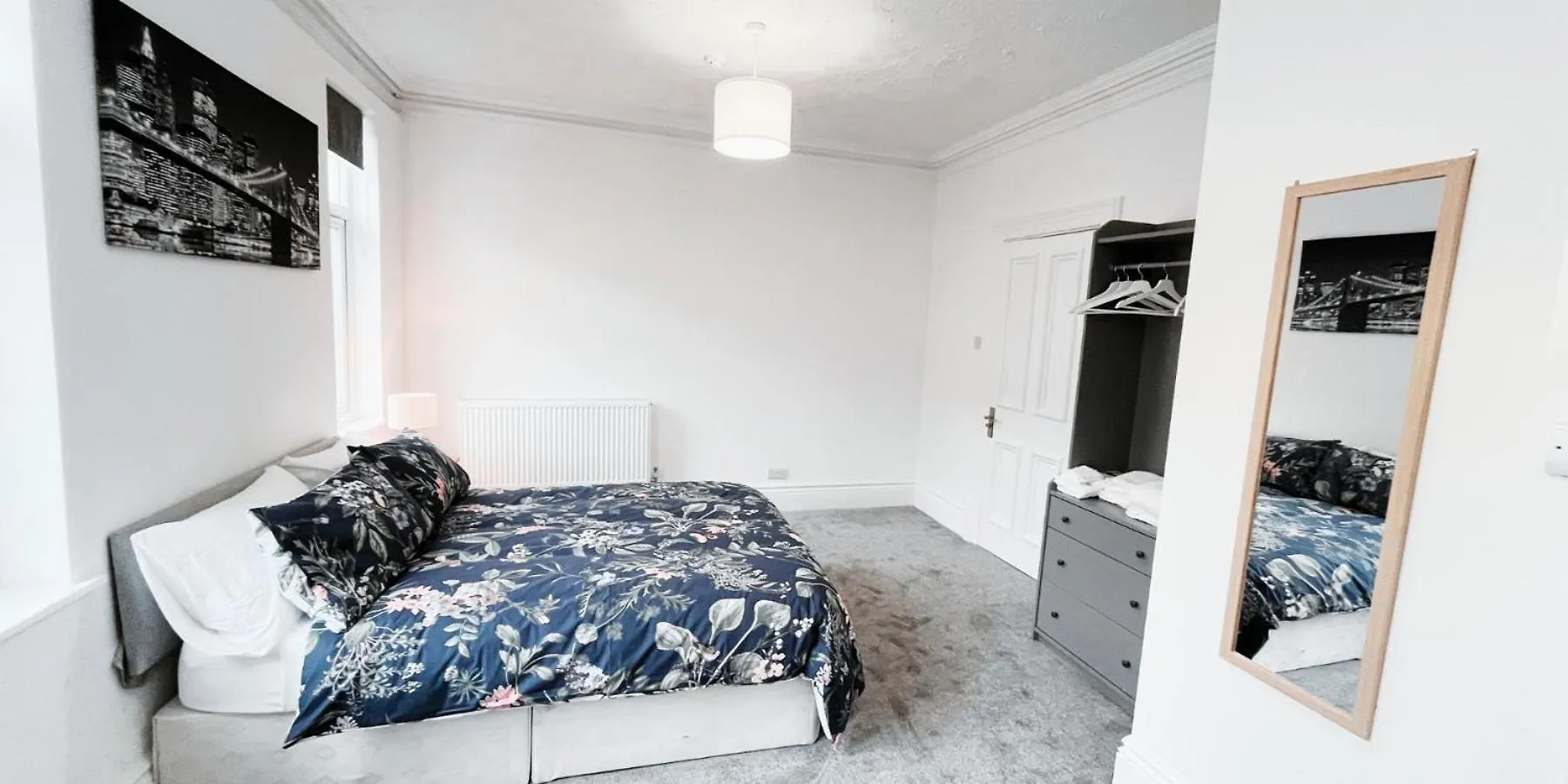 Spacious Room In Modern House Near Nottingham