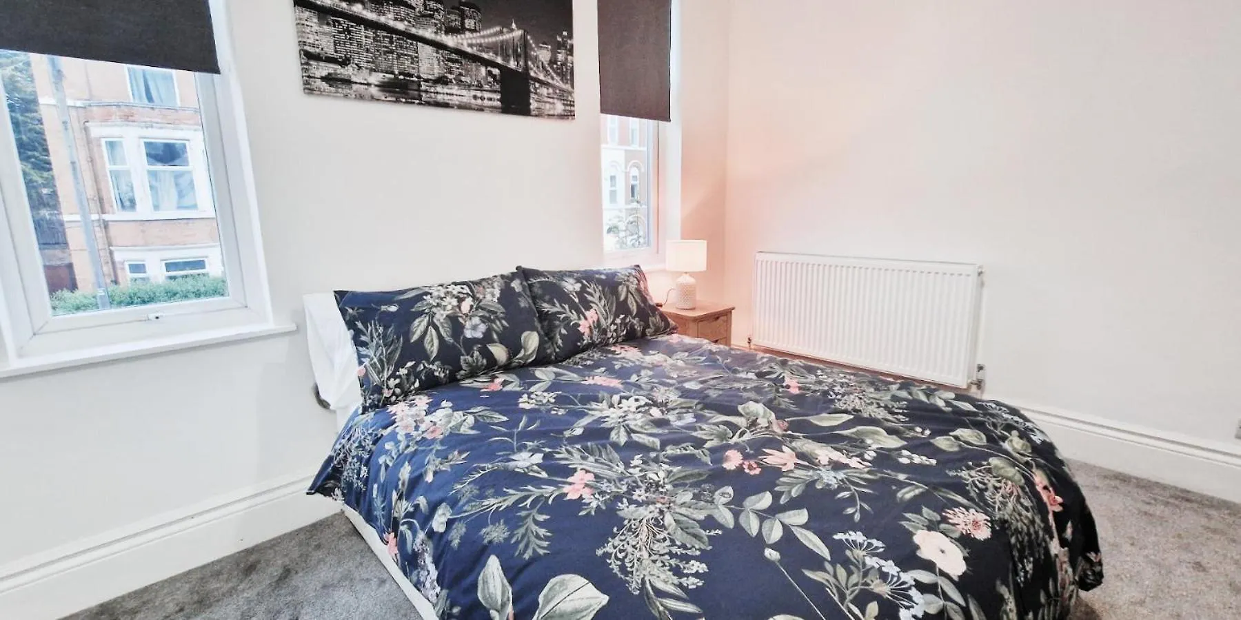 Spacious Room In Modern House Near Nottingham